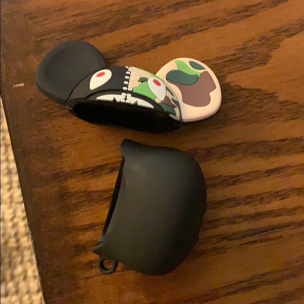 🆕 Apple AirPods Pro & V1 & V2 - Picture 14 of 16